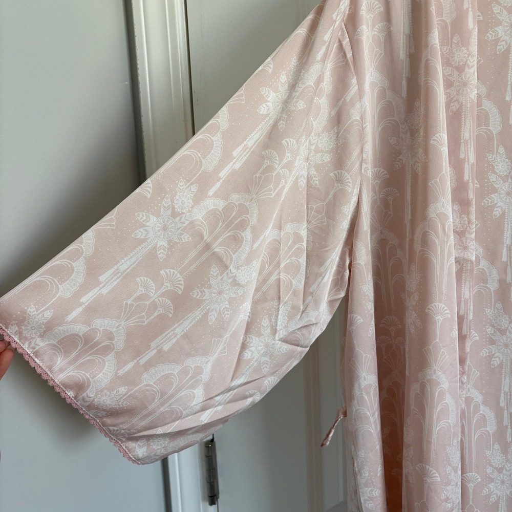 World Market Pink Kimono Robe Lace Trim Art Deco Palm Print 0/S NO BELT - Picture 2 of 5